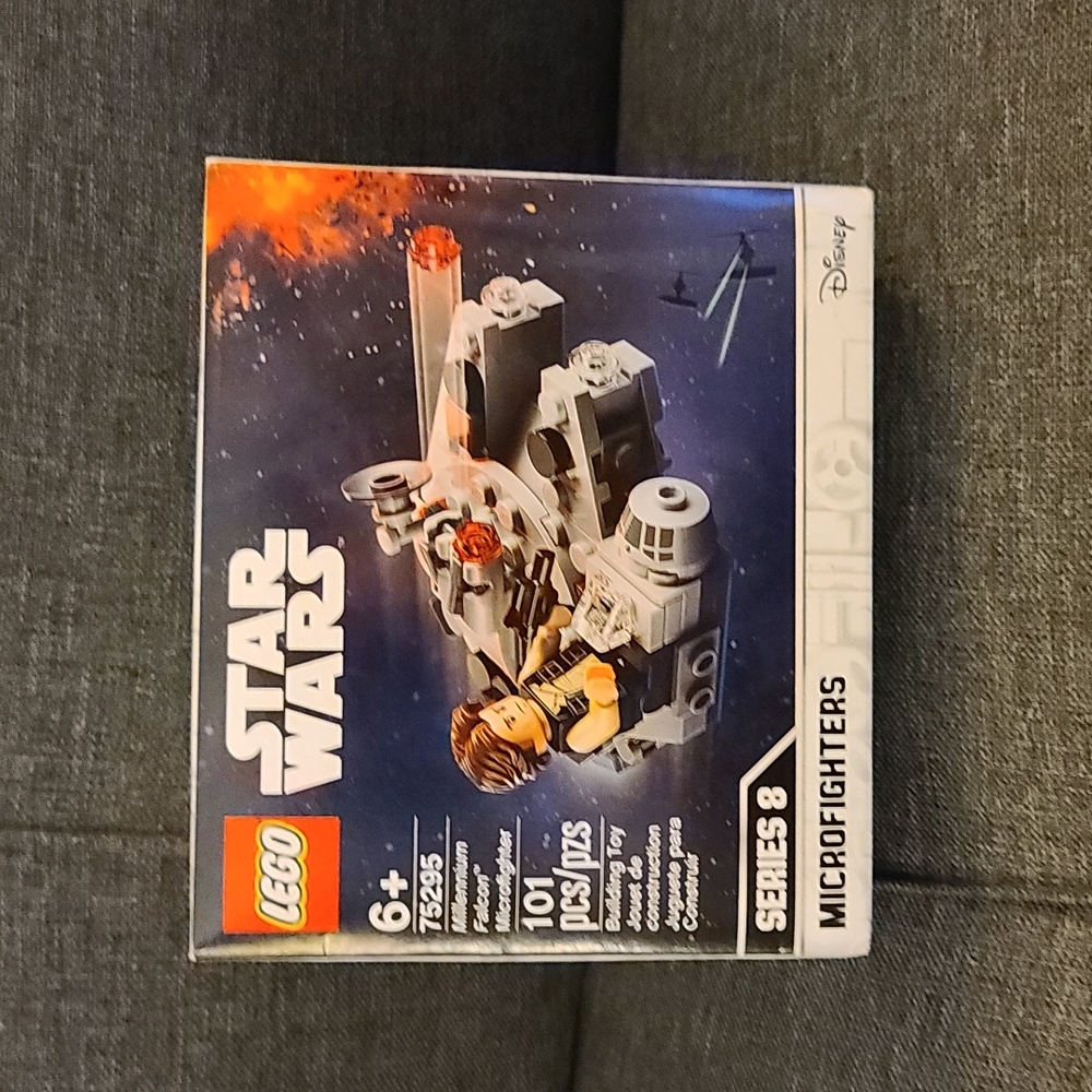 LEGO 75295 Star Wars Series 8 Microfighters, Millennium Falcon